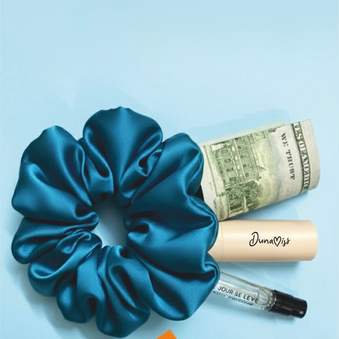 Scrunchie Pouch | Secret Pocket